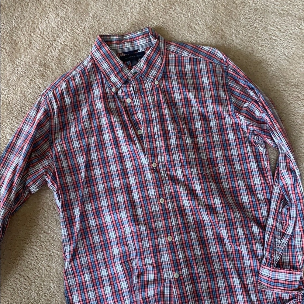 Tommy Hilfiger button up!
